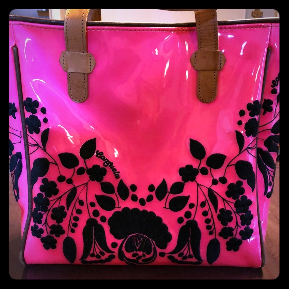 Consuela Valentina Pink Scream collection